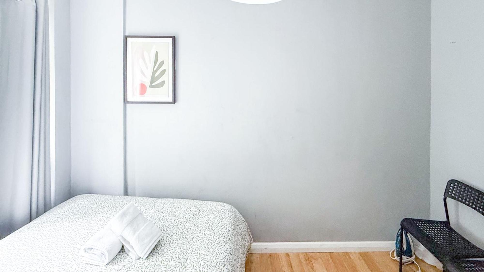 Ec1v Guest house