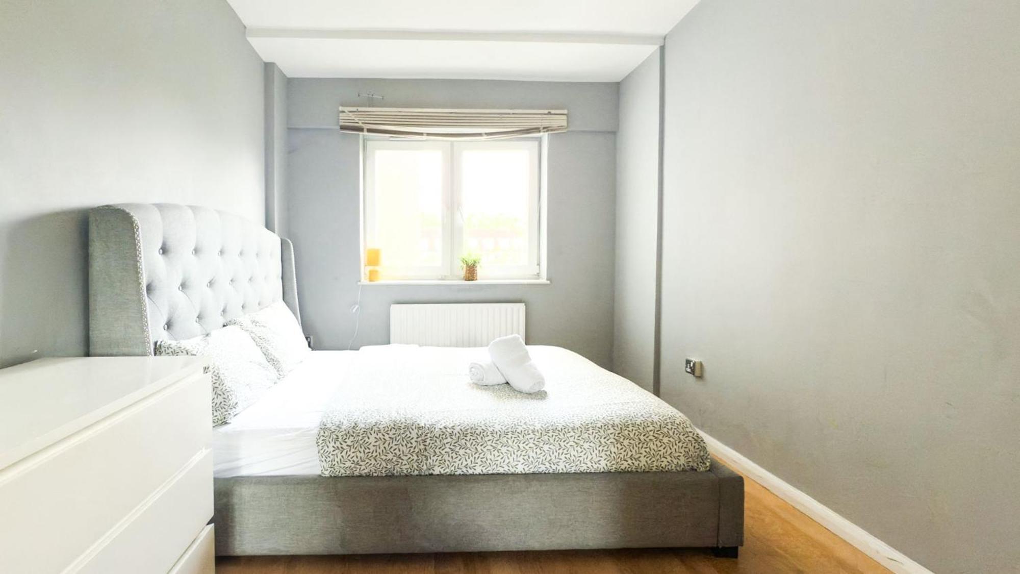 Ec1v Guest house