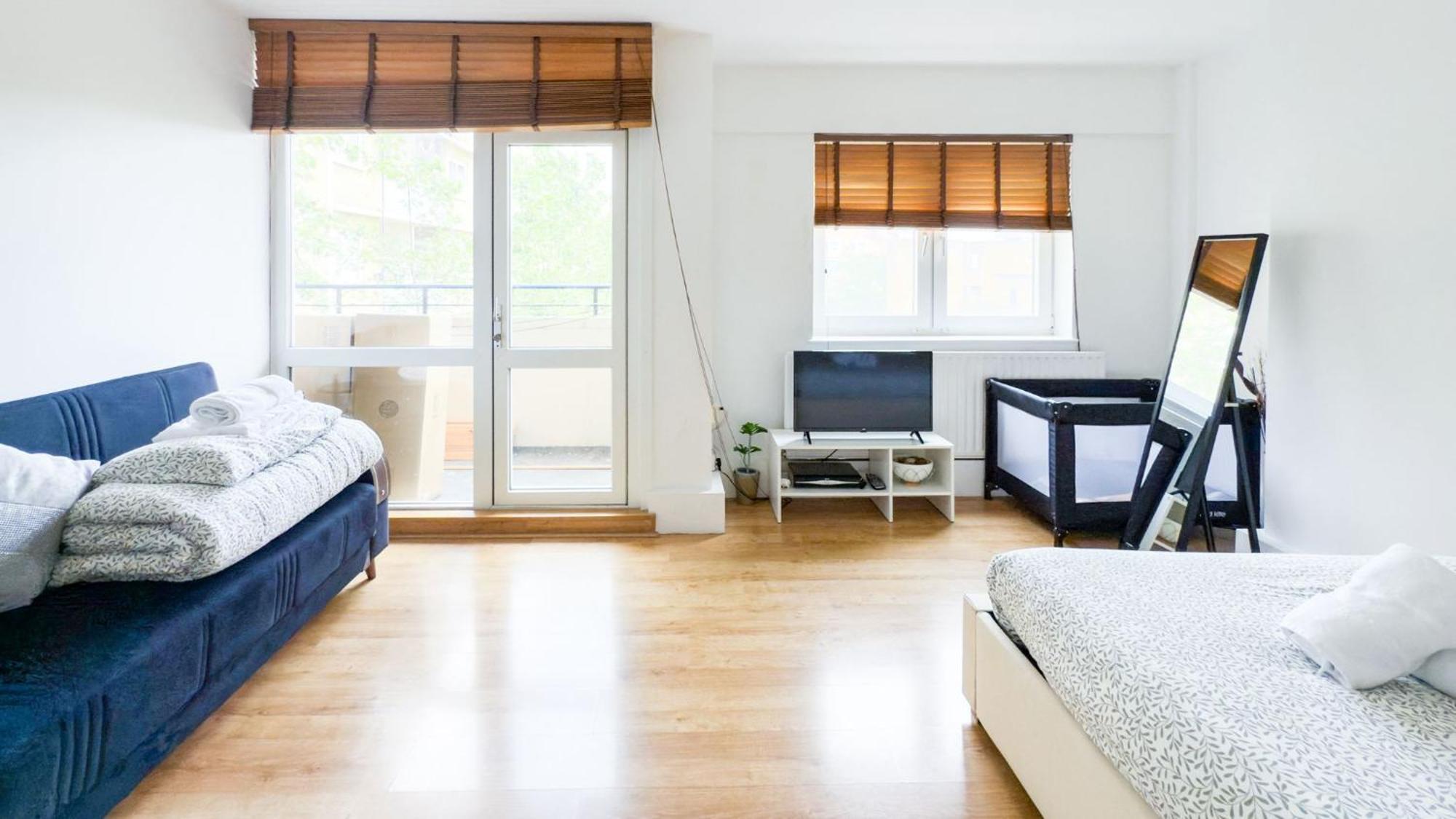 Guest house Ec1v